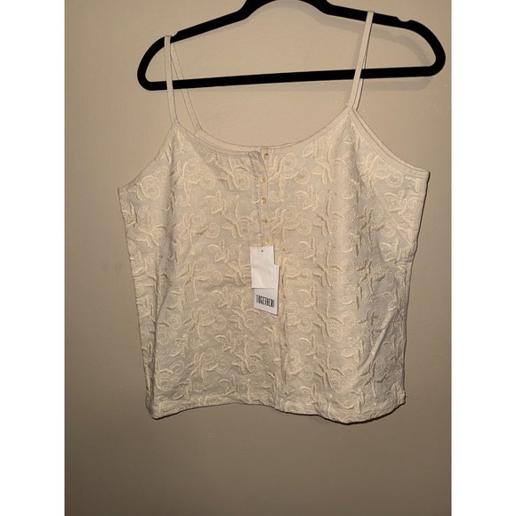 Together! Tops - Vintage Cream Cottagecor Cotton Floral Embroidered Button Front Camisole Top 14